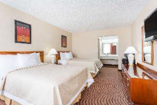 Days Inn By Wyndham Goldsboro Esterno foto